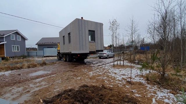 Спустя год дом стал больше."растущий дом"HOLTSOVHOUSE".Это круто и быстро,всего за один день смотреть онлайн