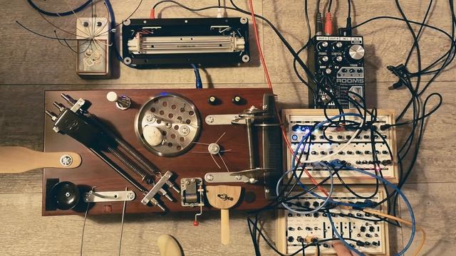 Ambient sketch (Prepared box, Koma Fieldkit & Fieldkit fx, Rooms -Death by Audio) смотреть онлайн