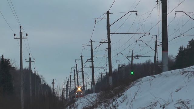 Электропоезд ЭД4М-0463 ЦППК перегон Петелино - Голицыно смотреть онлайн