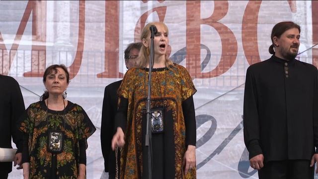 Х фестиваль искусств «Кремлевские вечера». «Виват, Россия!». Ансамбль Дмитрия Покровского. смотреть онлайн