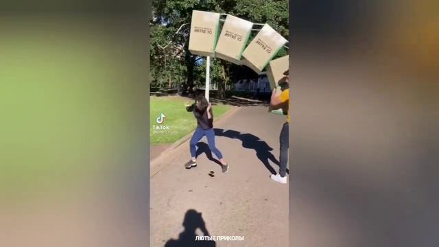 Тик ток приколы от гоблина 2022-06-13 смотреть онлайн