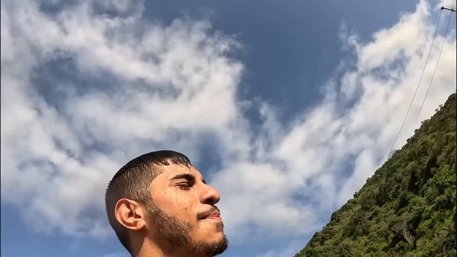 Fui a la PEOR playa de VENEZUELA / playa salchi en la guaira qlq esta comida смотреть онлайн
