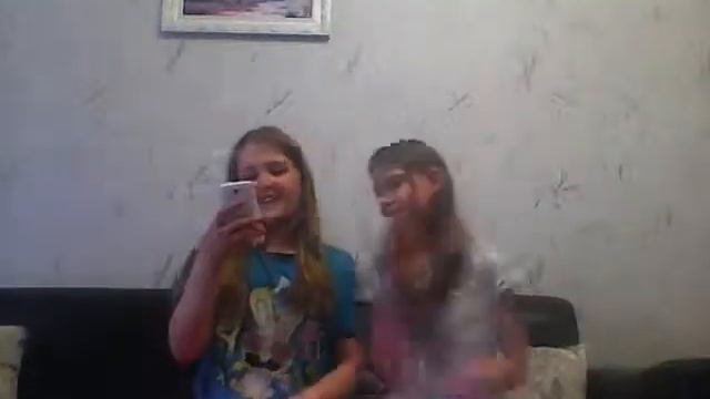 Когда тебе скучно, пришла подруга в гости 😂😂😂😂 смотреть онлайн
