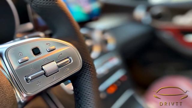 FOR SALE MERCEDES GLC 200 4MATIC GCC ( 2020 ) للبيع مرسيدس جي ال سي ٢٠٠ خليجي