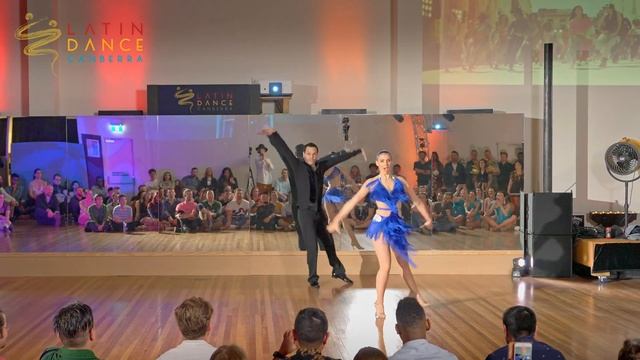 Allan and Lana Salsa - Latin Dance Canberra End of Term 5 Party 2021 смотреть онлайн