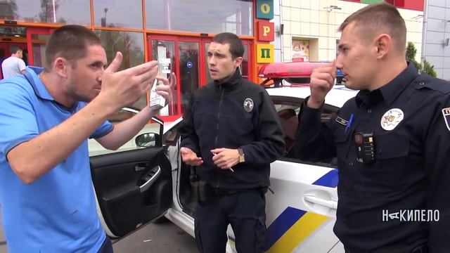 Пьяный Водитель Rolls Royce vs полиция Харькова смотреть онлайн