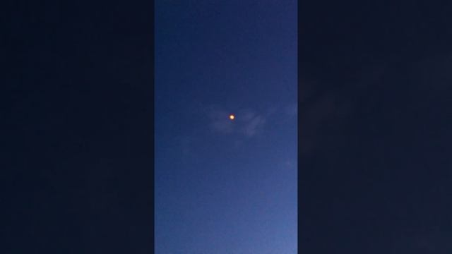 Запускаем фонарик в небо смотреть онлайн