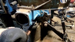 Клеем задний мост мтз