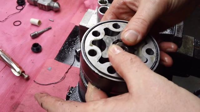 Dynamic Fluid Components - BMPH & BMRS Motor Rotating Group Change смотреть онлайн