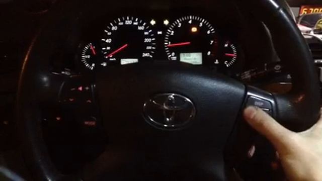 Кнопка "Спасибо" в руле Toyota Avensis смотреть онлайн