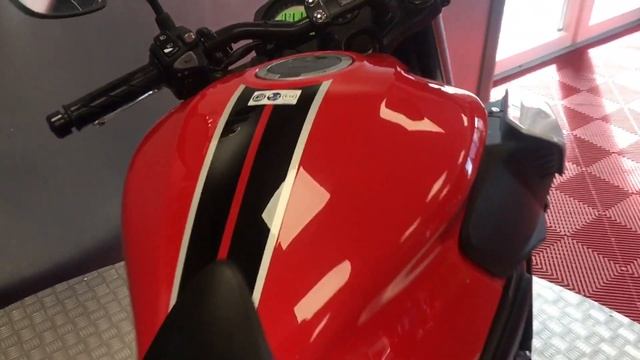 2017 Honda CB650F смотреть онлайн