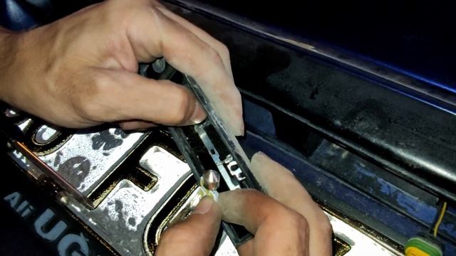 Fiat Palio Plaka Led Lamba Montajı | Fitting Fiat Palio License Plate Led Lamp