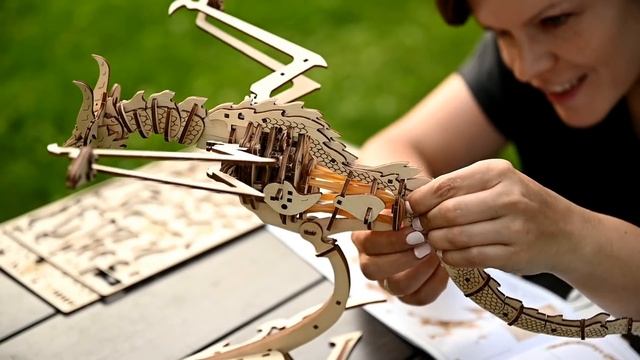 Дракон как в Игре Престолов своими руками / Черный дракон из конструктора Ugears смотреть онлайн