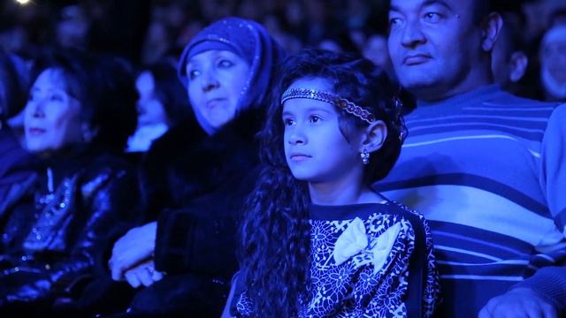 Botir Qodirov - Axtarsam | Ботир Кодиров - Ахтарсам (concert 2015)