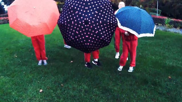 FUNKY FRIDAY - Umbrella - LIVE X7 (Junior School Rockjam Band) смотреть онлайн