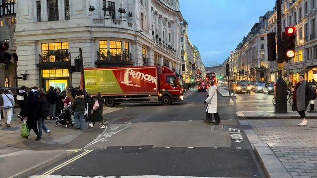 London, England ??????? Sunset Street Walk 2024 - 4K 60fps Walking Tour (▸62 Min)