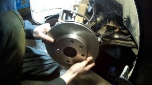 Шевроле Лачетти замена переднего тормозного диска и колодок. Подробно.