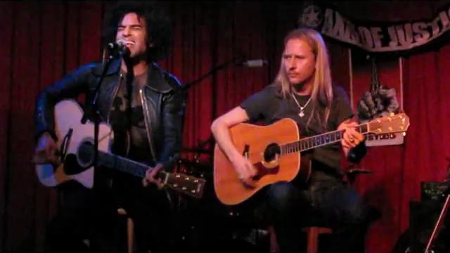 Alice In Chains - Nutshell смотреть онлайн