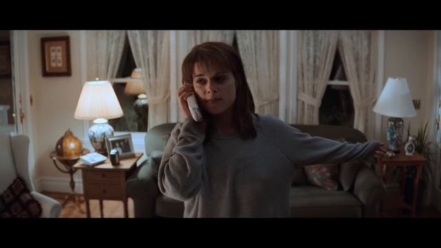 Scream 25th Anniversary - Official 4K Remastered Trailer (Neve Campbell, Drew Barrymore) смотреть онлайн