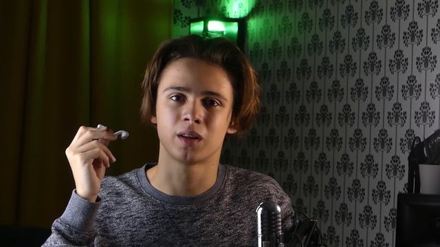 Полгода использования AirPods смотреть онлайн