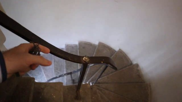 Снова винтовая лестница. Пятница, 23 сентября 2022 г. смотреть онлайн