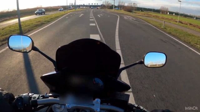 Yamaha FZ1 Crash смотреть онлайн