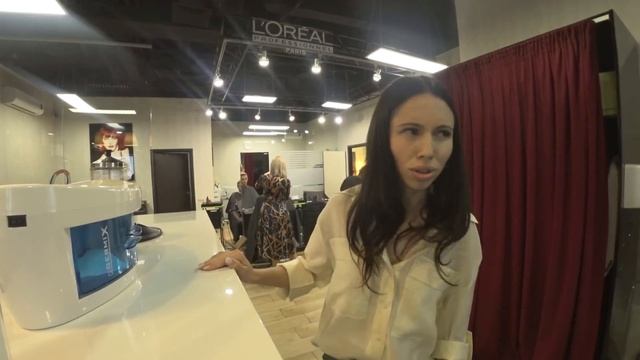 ВЫГНАЛИ ИЗ САЛОНА КРАСОТЫ / ЗАПРЕТ ВИДЕОСЪЁМКИ / Треш-обзор салона красоты смотреть онлайн