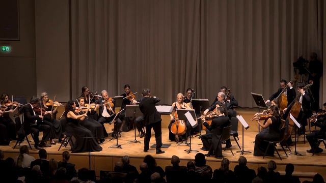 Bartók Divertimento for strings, Cameristi della Scala, Wilson Hermanto, conductor смотреть онлайн