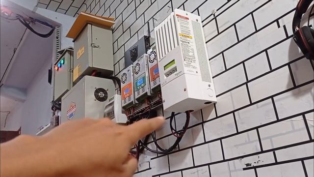 Review MPPT 60A Makeskyblue And Schneider