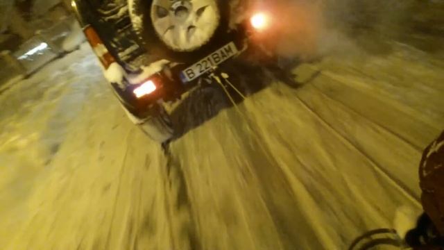 Suzuki Jimny - Cu sania pe straduta смотреть онлайн