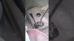 Не выключается задняя передача на луазу