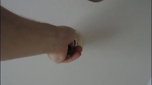 Аккуратная замена галогеновых ламп на светодиодные в точечных светильниках смотреть онлайн