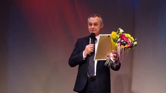 Театралы со всей страны приехали поздравить с юбилеем театр кукол «Теремок»