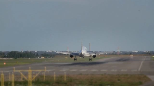 Life at Finnair's Network Control Center | Celebrating 90 Years of Aviation смотреть онлайн
