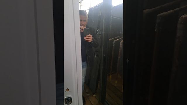 Дверь входная с зеркалом. #металлическиедвери #входныедвери #дверивмогилеве #могилевскиедвери