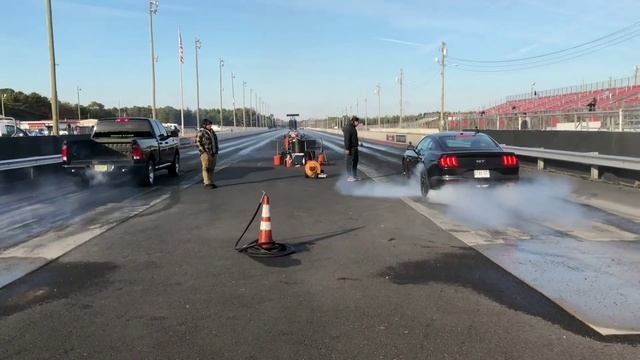 I raced a 2018 Mustang GT in the 1/4 mile!!! смотреть онлайн