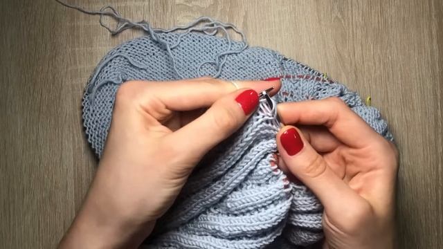 СТИЛЬНЫЙ СВИТЕР СПИЦАМИ регланом сверху с азиатским росткомСТИЛЬНЫЙ СВИТЕР СПИЦАМИ регланом сверху с