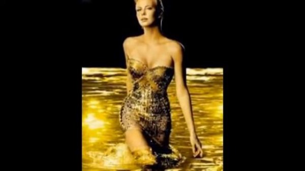 Юбилейный ролик Dior J’adore с Шарлиз Терон Anniversary roller of Dior J'adore from Charlize Theron