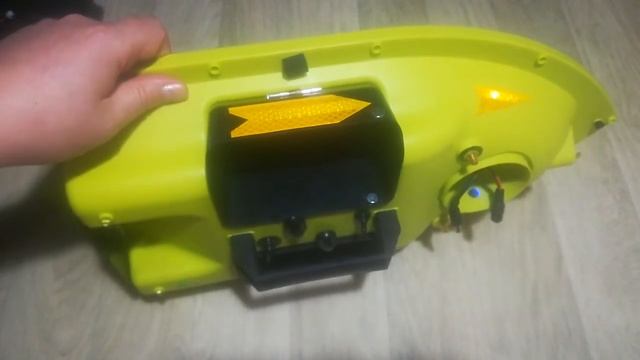 Как я установил эхолот Lucky 718 в китайский кораблик D18B