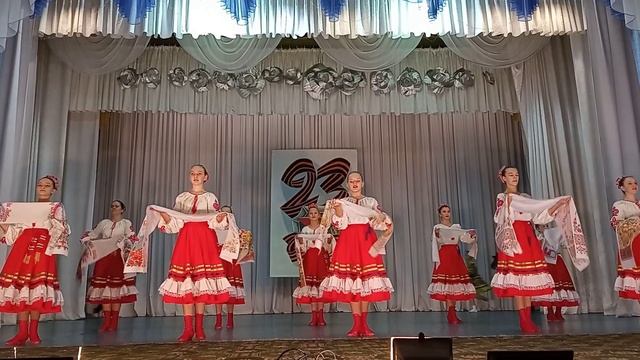 Край родной- образцовый ансамбль танца Ровесник смотреть онлайн