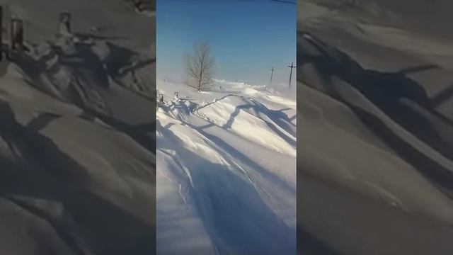 Жители Маралды в Павлодарской области не могут выехать из поселка третьи сутки смотреть онлайн
