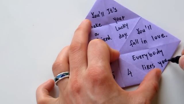 Origami - How to use and play with a Fortune Teller (Paku-Paku) смотреть онлайн
