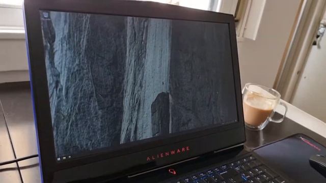 Alienware 17 R4 - 16GB RAM - i7 7700HQ - GTX 1070 - SSD + HDD смотреть онлайн