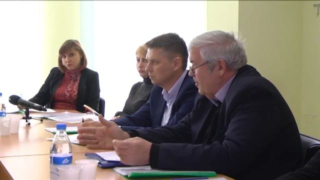 Моторный завод ищет квалифицированные кадры смотреть онлайн