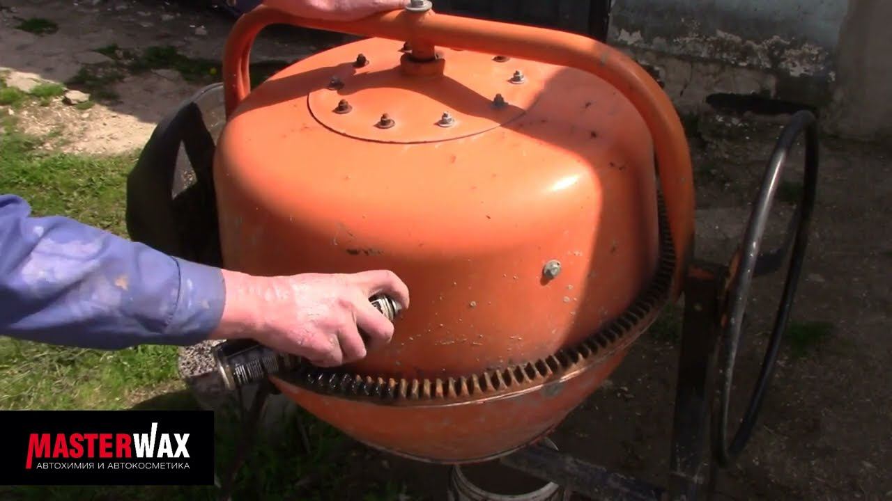 Графитная смазка в аэрозольной упаковке - это удобно. смотреть онлайн