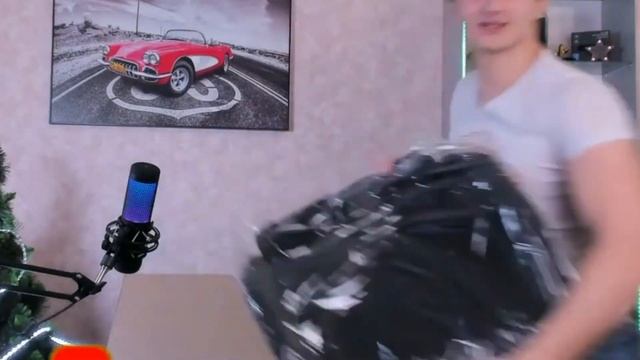 ?КАК LMIKE СОБИРАЛ НОВОЕ ИГРОВОЕ КРЕСЛО? смотреть онлайн