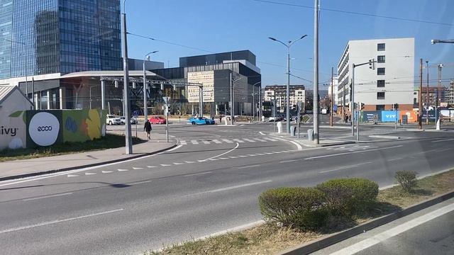 Поездка на автобусе по Братиславе, Словакия/Bus ride in Bratislava, Slovakia смотреть онлайн
