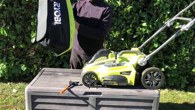 Tondeuse électrique 1800W RYOBI RLM18E40H