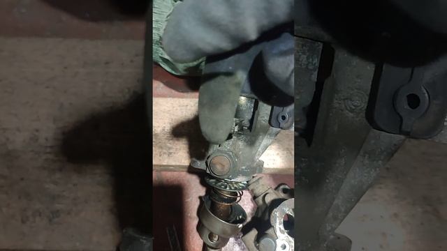 регулювання троса кулиси передач Пассат б3-б4