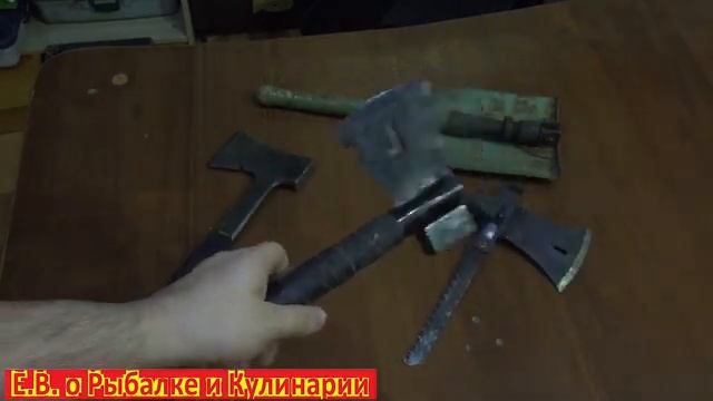 Туристические топоры и складные лопаты из СССР. Camping axes and folding shovels from the USSR . смотреть онлайн